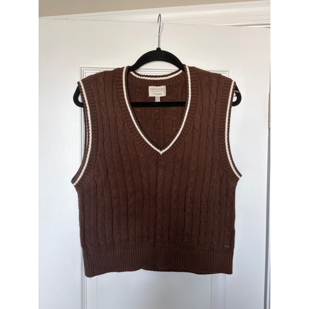 Pull&Bear Pacific Republic Brown Cable Knit V-Neck Sweater Vest Medium